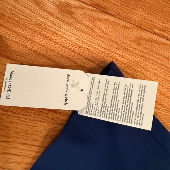 Abercrombie & Fitch NWT one shoulder dress xxs short - Picture 3 of 3